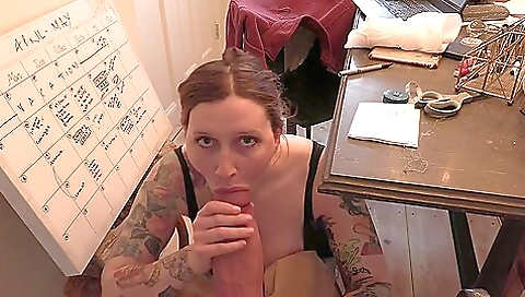 Bettie Bondage – The Free-use Workplace